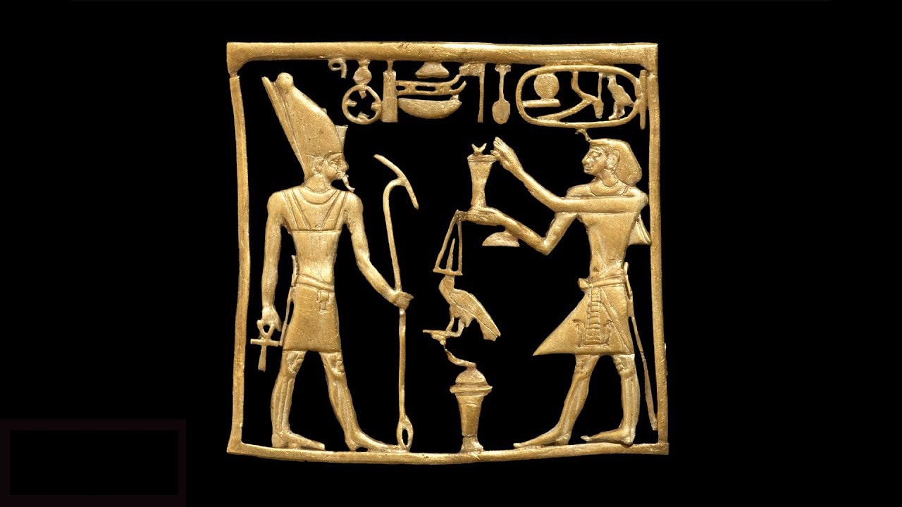 Plaque showing King Amenemhat IV offering ointment to the god Atum, Lord of Heliopolis  <br/> Lebanon, Byblos  <br/> 12th Dynasty, reign of Amenemhat IV, about 1808–1799 BCE  <br/> gold<br/> H 2.9 cm, W 3.1 cm, D 0.1 cm  <br/> British Museum, London <br/> EA59194<br/> © The Trustees of the British Museum